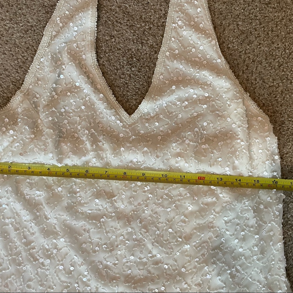 Women’s beaded wedding gown - Picture 11 of 13